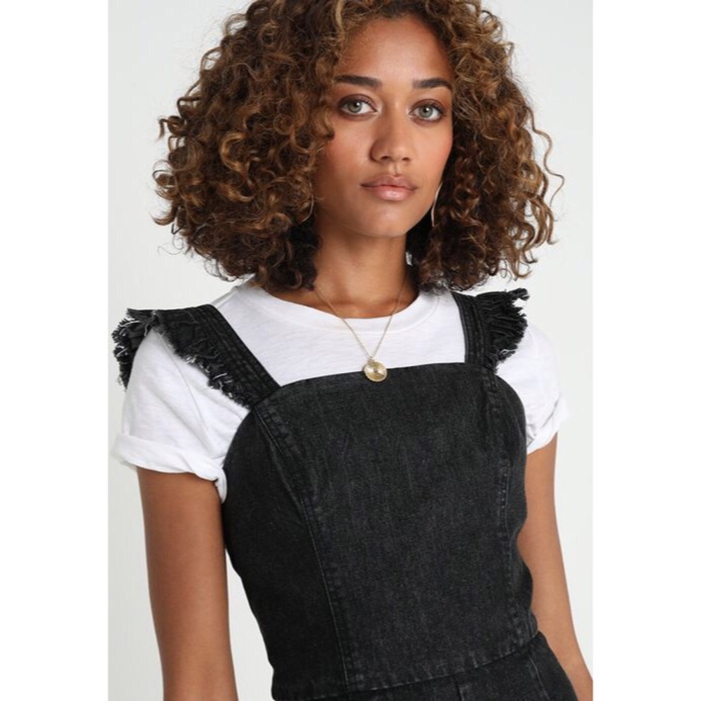 Black Denim Washed Ruffle Romper - Picture 5 of 6